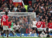 pemain mu kobbie mainoo kembalikan kemenangan via golnya.