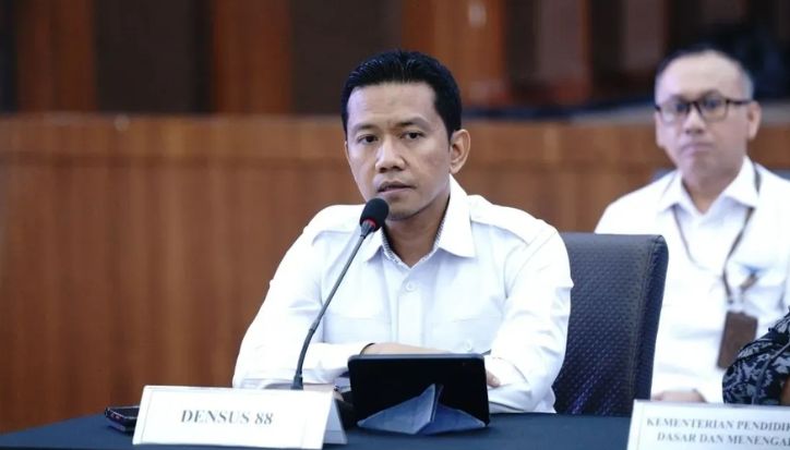 Densus 88 Tangkap 8 Terduga Teroris Jaringan ISIS di Sulteng
