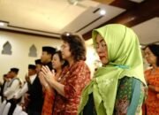 kementerian agama (kemenag) meluncurkan gerakan “peluk indonesia: beda iman saling menguatkan” di vihara buddha sakyamuni, denpasar, bali, sebagai upaya memperkuat kerukunan dan menjaga persatuan di tengah tantangan sosial dan arus informasi di media sosial.