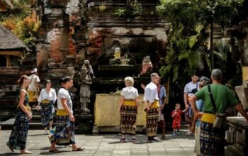 sektor pariwisata kembali memberi kontribusi besar terhadap pertumbuhan ekonomi nasional pada triwulan i 2026.