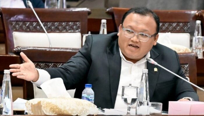 kepercayaan pasar tentukan stabilitas rupiah