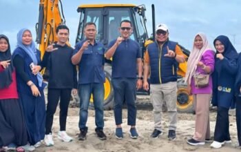 pemkab aceh singkil gelar gerakan indonesia asri, pantai pulo sarok dibersihkan