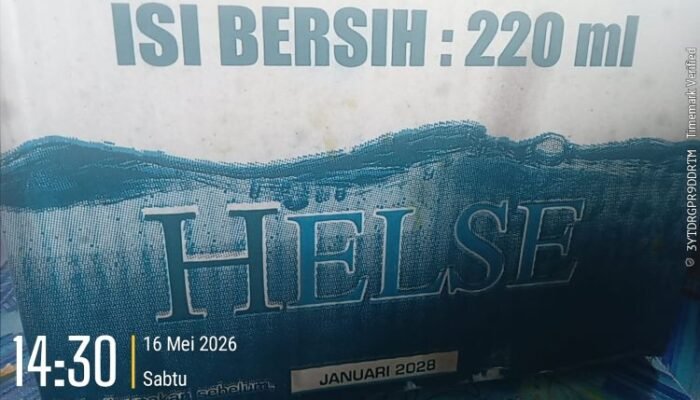 air minum cup helse diduga kedaluwarsa masih beredar di pelabuhan lama sibolga