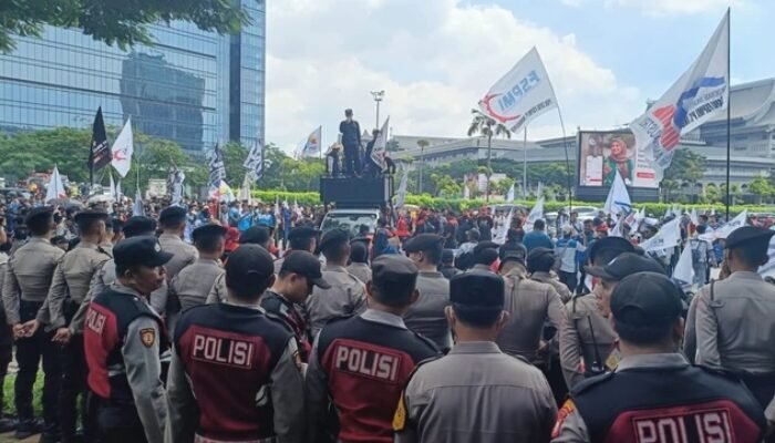 kemenaker fasilitasi mediasi buruh dan indomaret, sepakati pengaturan libur nasional