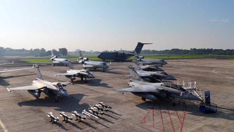 prabowo serahkan 6 jet rafale dan radar canggih untuk perkuat tni