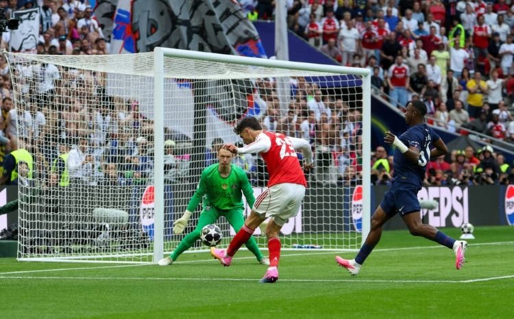 gol havertz bawa arsenal ungguli psg pada babak pertama final liga champions 2026