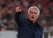 Presiden madrid akan temui jose mourinho presiden madrid akan temui jose mourinho