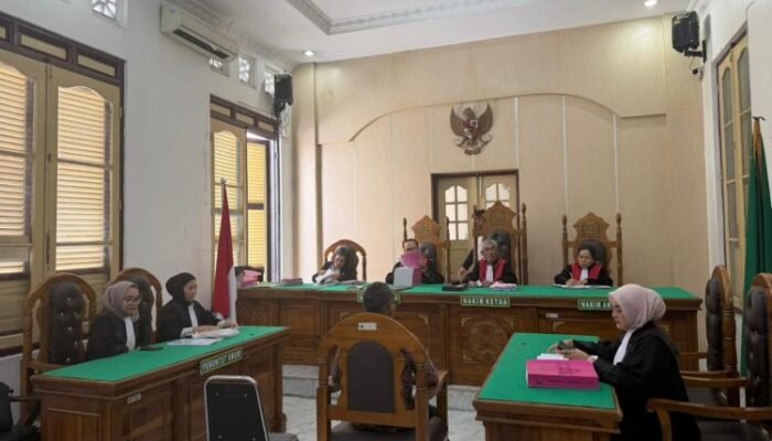 korupsi dana bumnag simalungun, ketua unggul jaya dituntut 5,5 tahun penjara