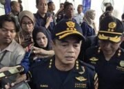 nama dirjen bea cukai muncul di dakwaan kasus suap impor rp61,3 miliar