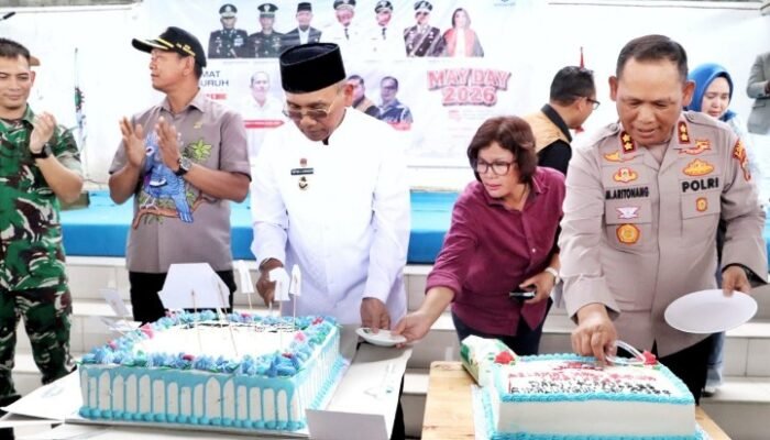 may day di perdagangan, bupati simalungun tekankan kolaborasi pekerja dan pengusaha