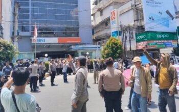 rasa kecewa kembali hadir, seiring dengan tidak hadirnya (absennya) pihak prinsipal (pejabat berwenang) bni pada mediasi yang digelar di pengadilan negeri (pn) pematangsiantar, senin (4/5/2026). pihak bni hanya dihadiri kuasa hukum.