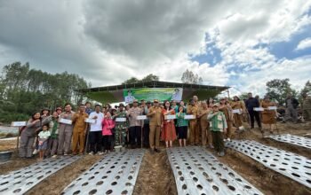 bupati taput setujui traktor dan pembangunan irigasi untuk lahan tidur di parhorboan
