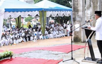 bupati tapanuli tengah (tapteng), masinton pasaribu, berangkatkan 55 jamaah calon haji dan hajjah asal kabupaten tapteng, rabu (6/5/26) bertempat di masjid agung al-muslimin pandan.