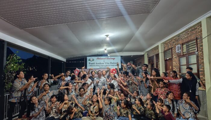 di usia 23 tahun, influencer disabilitas reinhard raji manurung rayakan ulang tahun bersama anak panti asuhan