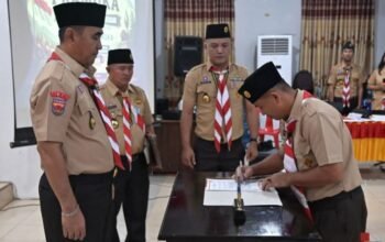 wakil bupati nias selatan, ir yusuf nache st mm, yang juga ketua kwartir cabang (kwarcab) gerakan pramuka nias selatan, secara resmi melantik dan mengukuhkan jajaran pengurus kepramukaan di 7 kecamatan, senin (11/05/2026).
