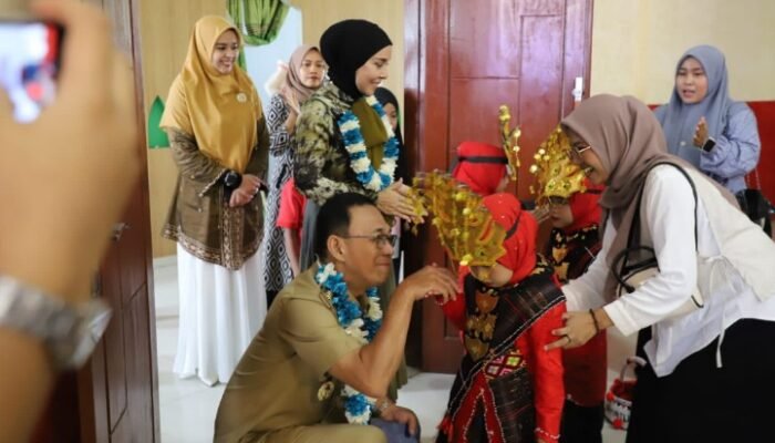 tidak ada paud di tapsel terakreditasi a, bupati tekankan pembenahan