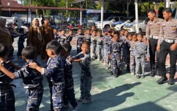 polres sibolga edukasi murid tk oswald siahaan soal keselamatan berkendara