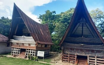 rumah bolon sibandang