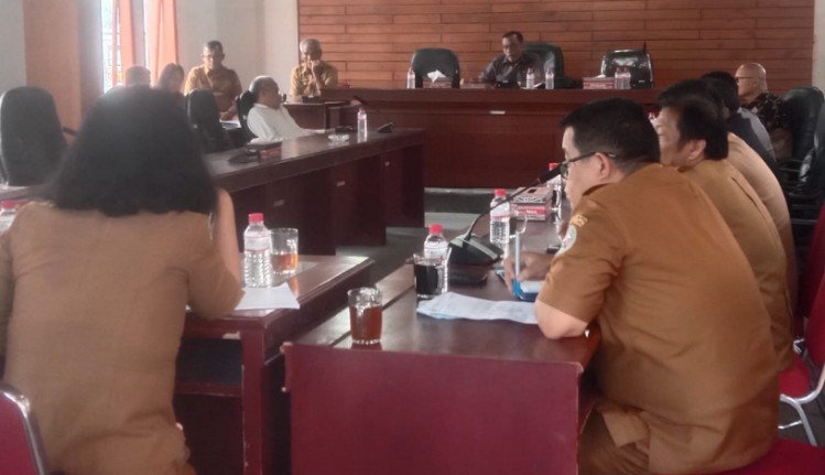 dprd taput soroti dapur mbg di puskesmas pangaribuan