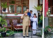 wali kota wesly kembali ke sekolah masa kecil, beri motivasi siswa dan tinjau program mbg