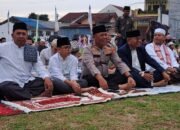 Kapolres simalungun dan forkopimda salat idul adha bersama warga di rambung merah kapolres simalungun dan forkopimda salat idul adha bersama warga di rambung merah
