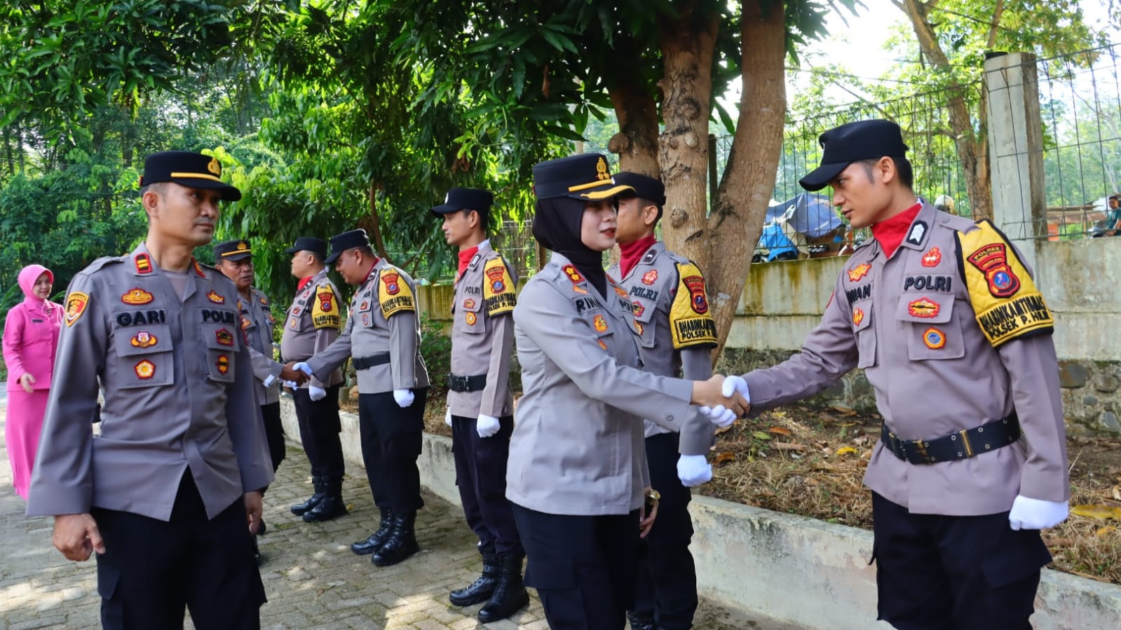 Kapolres Tebing Tinggi Tekankan Pelayanan Publik Saat Kunjungi Polsek Padang Hilir