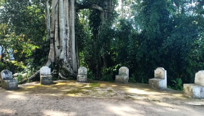 batu kursi pulau sibandang, warisan musyawarah raja di tepi danau toba