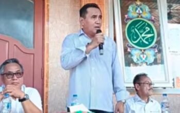 wabup nias selatan serahkan hewan kurban di pulau tello dan batu timur