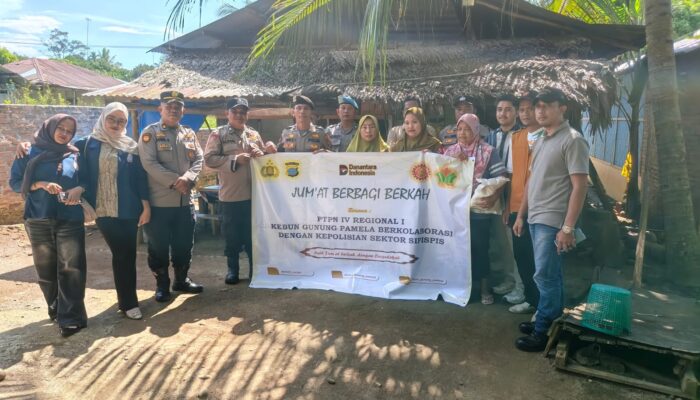 bantuan beras disalurkan kepada warga sipispis melalui program jumat berkah