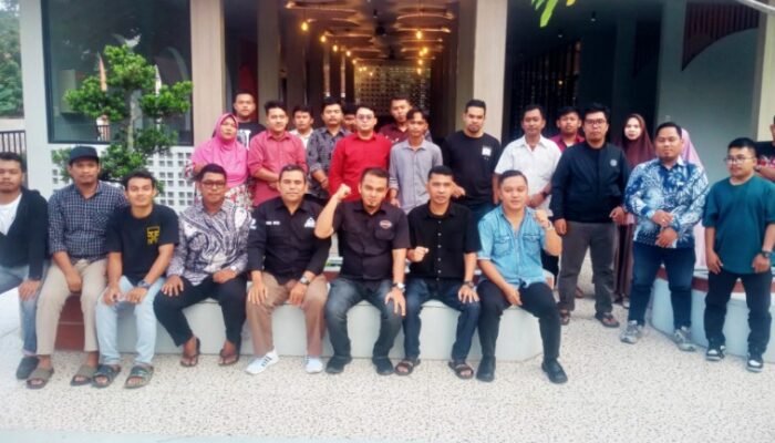maju jadi calon ketua knpi siantar, arif harahap bangun komunikasi dengan 14 pimpinan okp