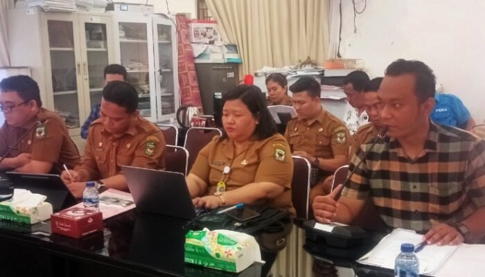 sudah pensiun tapi serta ulina masih bertindak sebagai kadisdukcapil siantar