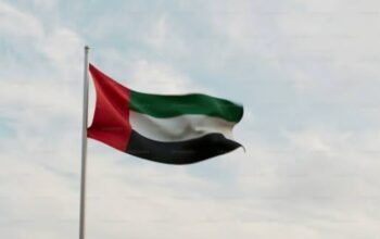 uea larang warganya ke iran lebanon dan irak