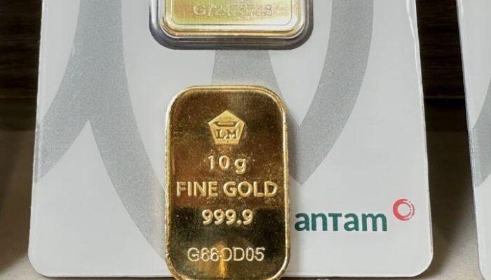 harga emas antam hari ini naik rp25.000, tembus rp2,799 juta per gram