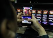 Komdigi blokir 3,45 juta situs judi online, perputaran dana turun rp114 triliun komdigi blokir 3,45 juta situs judi online, perputaran dana turun rp114 triliun