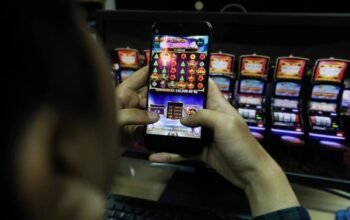 komdigi blokir 3,45 juta situs judi online, perputaran dana turun rp114 triliun