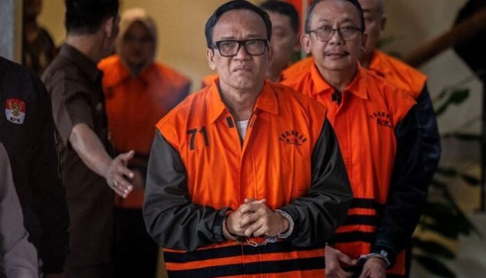 immanuel ebenezer singgung jasanya untuk ojol saat bacakan pledoi kasus korupsi k3
