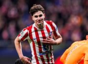 atletico madrid sindir barcelona soal rumor julian alvarez, unggah meme lamine yamal