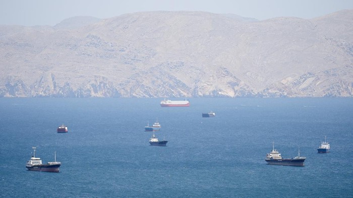 Trump Hentikan Proyek Freedom di Selat Hormuz, Fokus Kesepakatan dengan Iran