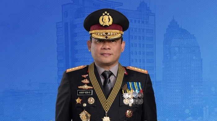 Resmi Jadi Jenderal Bintang Tiga, Asep Edi Suheri Cetak Sejarah di Polda Metro Jaya