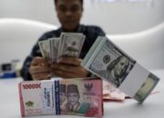 Rupiah kembali tersungkur ke rp17. 386 per dolar as, ini penyebabnya rupiah kembali tersungkur ke rp17.386 per dolar as, ini penyebabnya