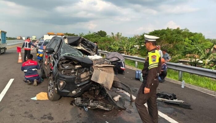 kecelakaan maut gus hilman di tol paspro, dua pendamping tewas mengenaskan