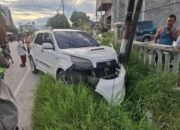 kakek 68 tahun tewas ditabrak mobil terios saat menyeberang jalan di balige