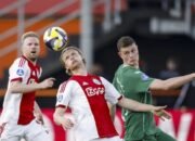 Ajax vs fc utrecht masih 0-0 di babak pertama, duel sengit playoff eropa ajax vs fc utrecht masih 0-0 di babak pertama, duel sengit playoff eropa