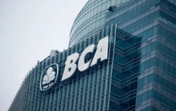 saham bbca turun ke rp5.850, sekuritas tetap rekomendasikan beli 