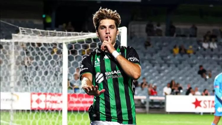 naturalisasi belum selesai, luke vickery dan mitchell baker gagal debut bersama timnas indonesia