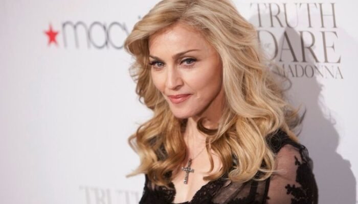 madonna ungkap kenangan hubungan dengan john kennedy jr secara terbuka
