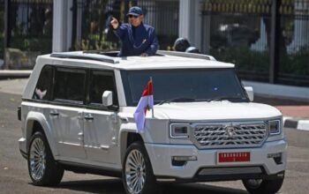 prabowo minta pindad rancang mobil kepresidenan transparan, kemenkeu siapkan anggaran