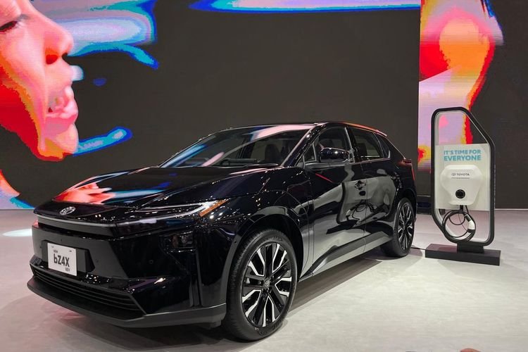 toyota dukung insentif mobil listrik berbasis nikel, sebut perkuat hilirisasi industri