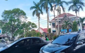 asn di pematangsiantar diduga kerap tidak bayar parkir di kawasan taman bunga