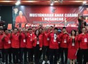 jimmi limhoet tambunan lantik pengurus badan, sayap dan satgas pdip taput